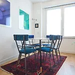 Bright Luxury Apartment