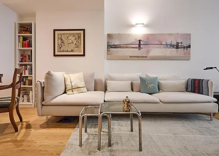 Bright Luxury Apartment